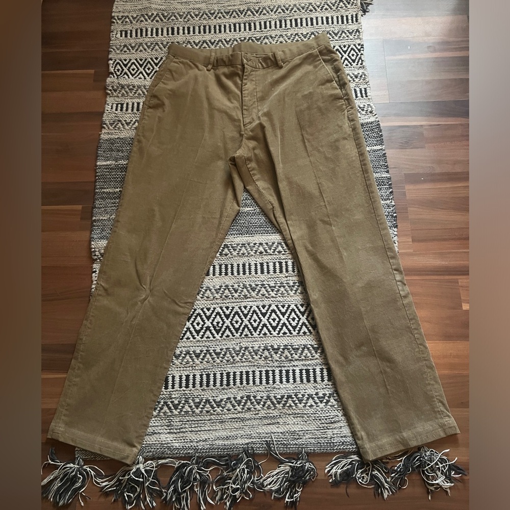 Uniqlo EZ Ankle Length Pants Size L Large*
